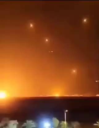 切尔西中卫组合漏洞频出，詹姆斯换防失位酿祸